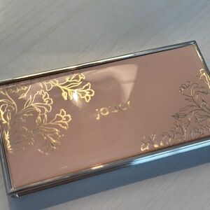Jouer Pink and Gold Darling Palette